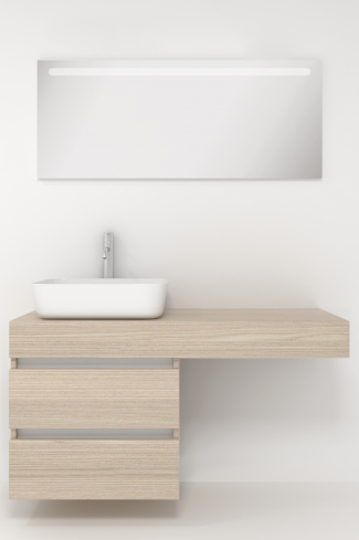 <p>
	Pack formado por mueble de baño de 120 cm realizado en material laminado madera. Está formado por dos módulos, uno fijo y otro con dos cajones de gran capacidad, totalmente extraibles y de cierre soft-closing. Incluye lavabo cerámico sobre encimera y espejo con iluminación LED de 120x50 cm. No incluye grifería. Made in Spain</p>
