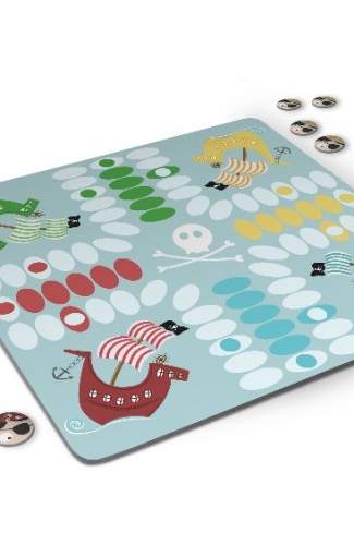 <p>
	Juego de parchis realizado mediante impresión digital fotográfica de alta calidad magnético</p>
