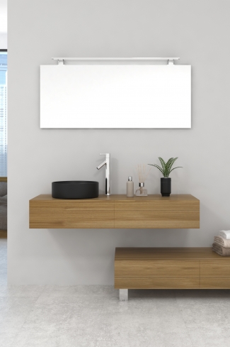 <p>
	Pack compuesto por dos muebles de baño realizados en tablero de partículas laminado de 19mm. Un mueble suspendido con un cajón con cierre suave y otro módulo con patas y dos cajones con cierre suave. Colgadores a pared capaces de soportar hasta 30 Kg por colgador. Cantos realizados en PVC de 1 mm. Lavabo sobreencimera a juego, espejo liso con foco iluminación LED de 100 cm de 9,6 W con 600 lumenes y temperatura de color de 6000 K LED incluidos. Fabricado en España. Grifo no incluido. </p>
