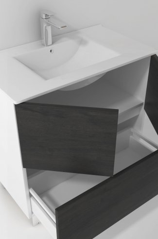 <p>
	Pack compuesto por mueble de baño realizado en material laminado, formado por dos puertas y un cajón inferior. Bisagras con cierre softclosing testadas a 80.000 ciclos regulables en los tres ejes. Colgadores a pared capaces de soportar hasta 30 Kg por colgador. Patas aluminio acabado cromo brillo. Cantos realizados en PVC de 1mm. Incluye lavabo cerámica y espejo con iluminación LED. Fabricado en España</p>
