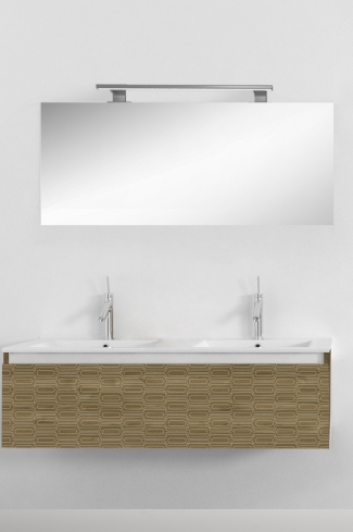 <p>
	Pack formado por mueble de 120 cm realizado en material laminado con frontal decorado mediante técnica láser. Cajón totalmente extraible y cierre soft-closing. Incluye lavabo cerámico de color blanco con dos senos, espejo y foco iluminación LED de 100cm. Fabricado en España.</p>
