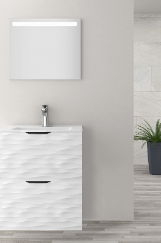 <p>
	Pack formado por mueble de baño realizado en material DM, lacado alto brillo con relieve. Está formado por dos cajones con tirador negro totalmentes extraible con cierre softclosing. Incluye lavabo cerámico encimera y espejo con iluminación LED. Made in Spain. </p>
