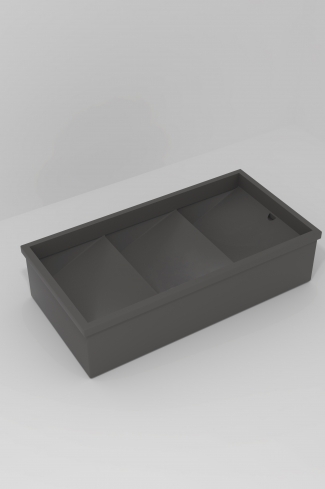 <p>
	Set organizador para cajones compuesto por una bandeja equipada con un soporte para cométicos, una bandeja multifunción y una caja de almacenaje. </p>
