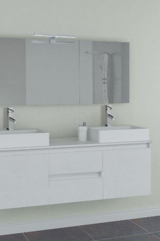 <p>
	Pack formado por mueble de 120 cm realizado en tablero de partículas laminado de 19 mm . Dos cajones y dos puertas de gran capacidad. Cajones y puertas con cierre soft-closing. Tirador integrado en el mueble. Lavabos cerámico sobreencimera de color blanco y  espejo liso de dimensiones 120x75cm con iluminación LED IP44-4,8W con driver interno y de color cromado. Fabricado en España.</p>
