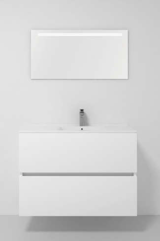 <p>
	Pack formado por mueble de baño realizado en tablero laminado 19mm acabado madera, con dos cajones totalmente extraíble con cierre softclosing. Lavabo cerámico y espejo con iluminación LED incluidos. Made in Europe.</p>
