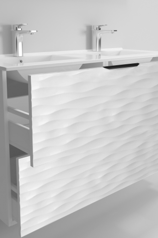 <p>
	Pack formado por mueble de baño realizado en material DM, lacado alto brillo con relieve. Está formado por dos cajones con tirador negro totalmente extraible con cierre softclosing. Incluye lavabo cerámico encimera y espejo con iluminación LED. Made in Spain. </p>
