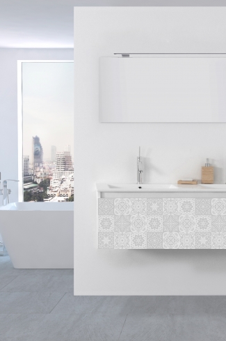 <p>
	Pack formado por mueble de 120 cm realizado en material estratificado alto brillo con frontal decorado mediante técnica láser. Cajón totalmente extraible y cierre soft-closing. Incluye lavabo cerámico de color blanco con dos senos, espejo y foco iluminación LED de 100cm. Fabricado en España.</p>
