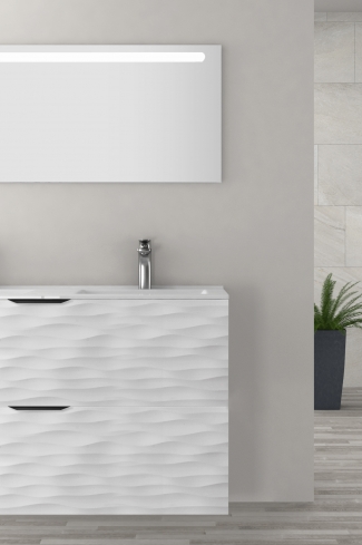 <p>
	Pack formado por mueble de baño realizado en material DM, lacado alto brillo con relieve. Está formado por dos cajones con tirador negro totalmente extraible con cierre softclosing. Incluye lavabo cerámico encimera y espejo con iluminación LED. Made in Spain. </p>
