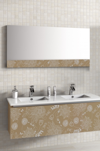 <p>
	Conjunto de mueble de baño realizado en material estratificado alto brillo de 19 mm con cajón con sistema amortiguado suave y decoración realizado mediante técnica láser. Lavabo cerámico de color blanco incluido de doble seno y espejo sobre tablero con decoración láser 44x120 incluidos.Grifo no incluido. Fabricado en España.</p>
