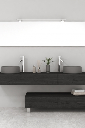 <p>
	Pack compuesto por dos muebles de baño realizados en tablero de partículas laminado de 19mm. Un mueble suspendido con un cajón con cierre suave y otro módulo con patas y tres cajones con cierre suave. Colgadores a pared capaces de soportar hasta 30 Kg por colgador. Cantos realizados en PVC de 1 mm. Dos lavabos sobreencimera a juego, espejo liso con foco iluminación LED de 100 cm de 9,6 W con 600 lumenes y temperatura de color de 6000 K LED incluidos. Fabricado en España. Grifo no incluido. </p>
