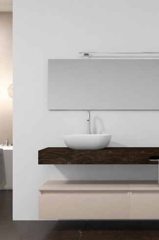 <p>
	Pack compuesto por mueble de baño fabricado en tablero de partículas laminado de 19mm acabado mate con dos cajones de gran capacidad, cierre suave y extracción total. Lavabo suspendido de mármol compacto con escuadras de acero inoxidable. Espejo liso y foco iluminación LED 6000K, 9,6W, 600lm. Fabricado en España. Grifo no incluido. </p>
